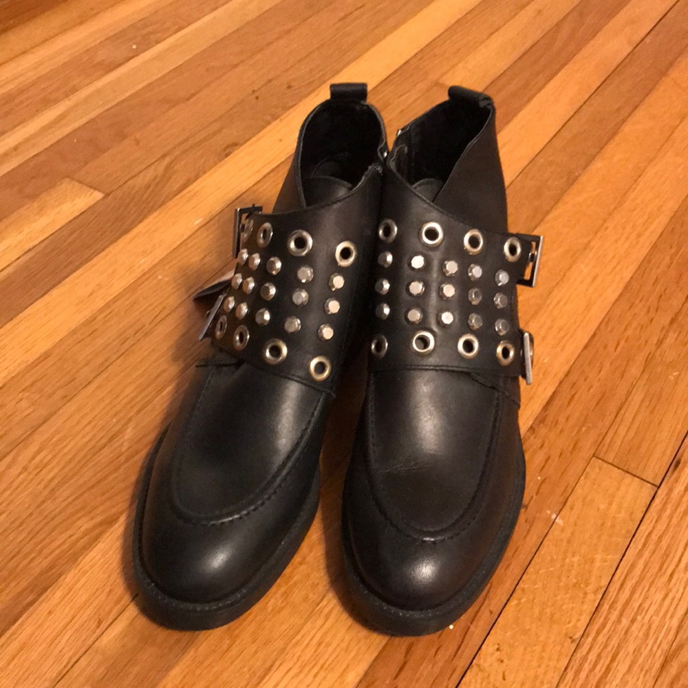 Rand new Zara studded black boots size 39 (usa8)